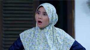 Nonton asik Dunia Terbalik Eps. 2400 - Engkom Dan Dadang Ribut - RCTI+ Dev
